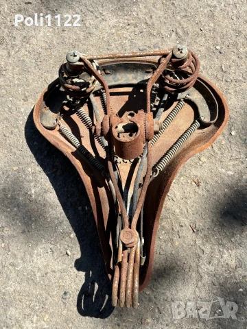 Седалка от ретро велосипед, снимка 3 - Части за велосипеди - 50704194