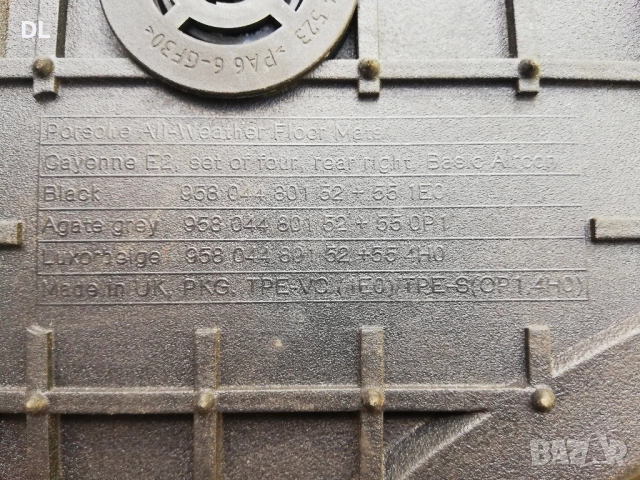 Гумени оригинални стелки за Porsche Cayenne II 958 2010-2017г. Порше Кайен 2ра генерация , снимка 10 - Аксесоари и консумативи - 51722192