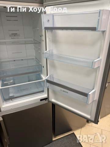Хладилник с фризер BOSCH KGN36VLED, снимка 4 - Хладилници - 54002357