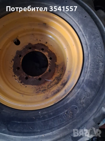 Употребявана гума с джанта за Komatsu WH 716