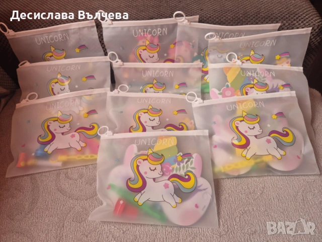 Подаръчета за деца и картонени торти, снимка 2 - Коледни подаръци - 53308097