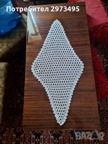 Продавам холна дървена маса