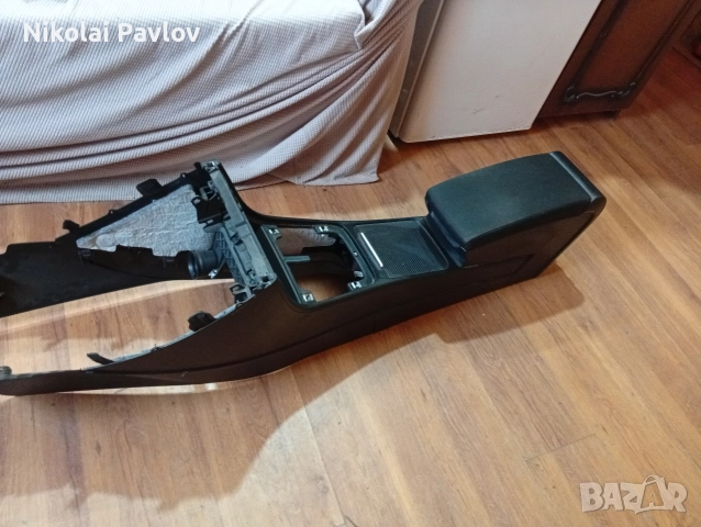  Подлакътник за Фолксваген Пасат 6 , снимка 9 - Части - 52969096