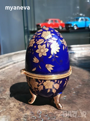 Порцеланово яйце с флорални мотиви, кутия за бижута. , снимка 2 - Статуетки - 50968223