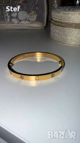 Cartier love гривна с камъчета златна и сребърна