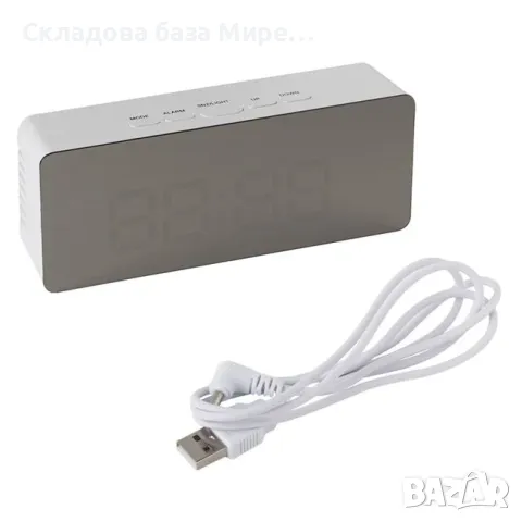 Часовник настолен,Две аларми,Термометар,Влагометар,USB,3 AAA батерии.14,5х4х8 сантиметра , снимка 4 - Стенни часовници - 48325304