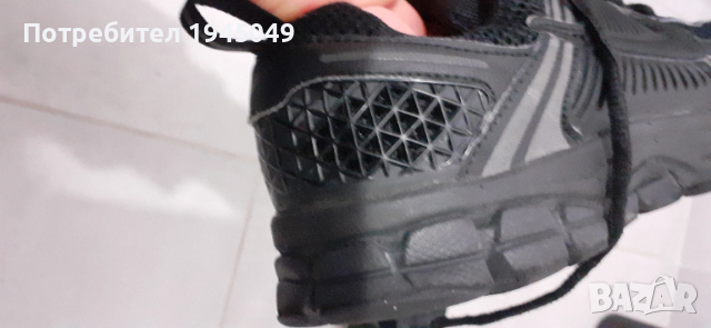 Детски маратонки Nike Vomero 5, снимка 6 - Детски маратонки - 53904916