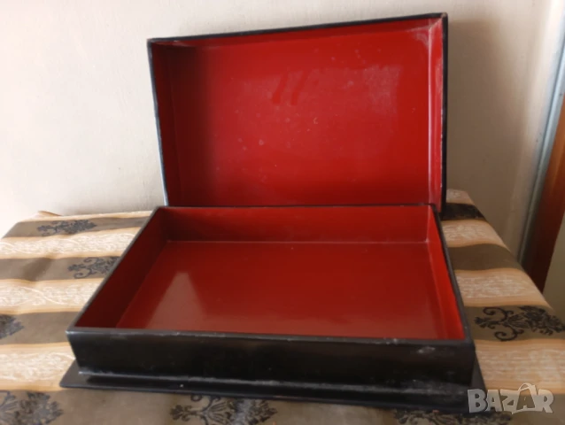 Стара дървена кутия, снимка 7 - Други ценни предмети - 51024735