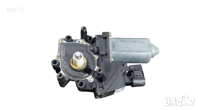 Машинка - Моторче Предно Ляво Стъкло Ауди А3 8L
(2) - 119024113 - 05071940
- 114900300