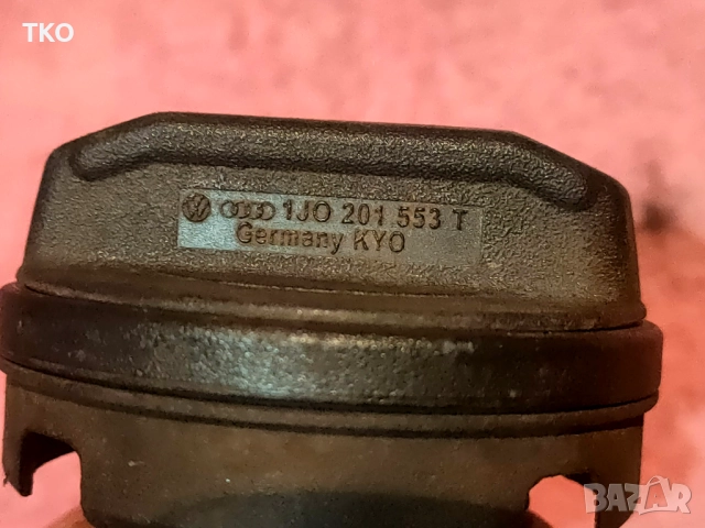 Капачка за резервоар на VW Golf 4 Golf 5 Passat B5.5 AUDI A3 Seat, снимка 5 - Части - 52950600