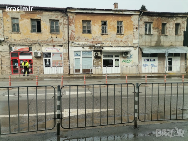 Магазин на много оживено място в центъра на  Княжево