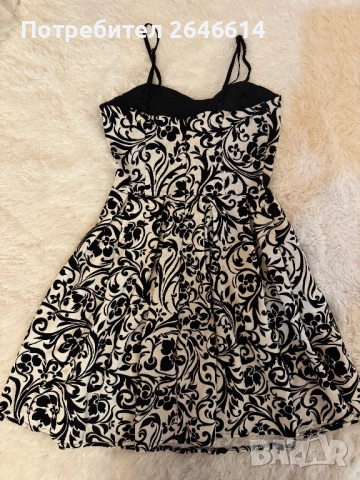 Дамска рокля, снимка 2 - Рокли - 53390115