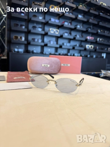 Miu Miu Слънчеви Очила С UV400 Защита С ПОДАРЪК🎁Калъф И Кутия - Различни Цветове Код SK108, снимка 9 - Слънчеви и диоптрични очила - 52509108