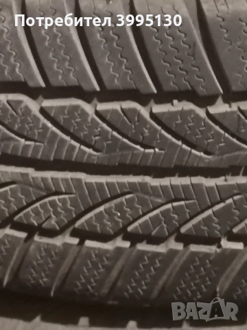 Зимни гуми 195 65 15, снимка 2 - Гуми и джанти - 53662192