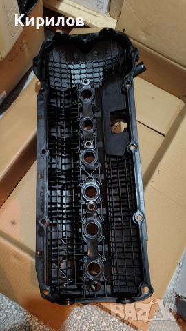 Капак за глава BMW e 46, 320ci, 6 цилиндъра парт номер 11121432928 с гарнитури, снимка 6 - Аксесоари и консумативи - 53079424
