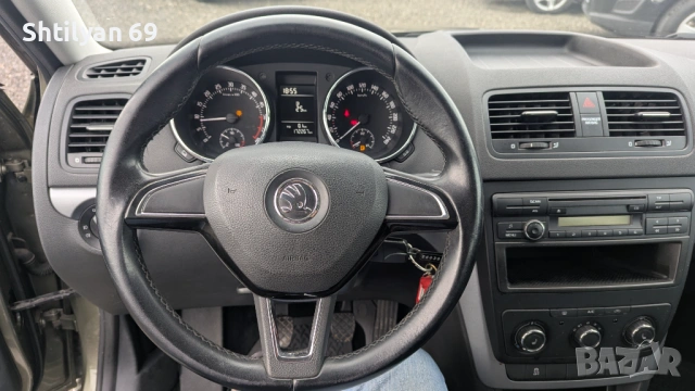 Шкода Йети 2.0 tdi 4x4, снимка 11 - Автомобили и джипове - 53256510