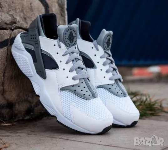 оригинални маратонки Nike Air Huarache  номер 45 ,5-46, снимка 2 - Маратонки - 47473022