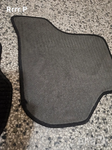 Задни мокетени стелки за VW Golf 5/6/Plus, снимка 3 - Аксесоари и консумативи - 54174001