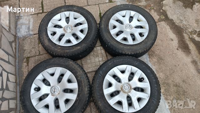 Комплект стоманени джанти със зимни гуми за Нисан,Рено 215 65 16, снимка 1 - Гуми и джанти - 45843507