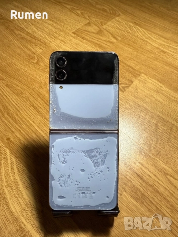 Samsung Z flip4 , снимка 4 - Samsung - 52849717