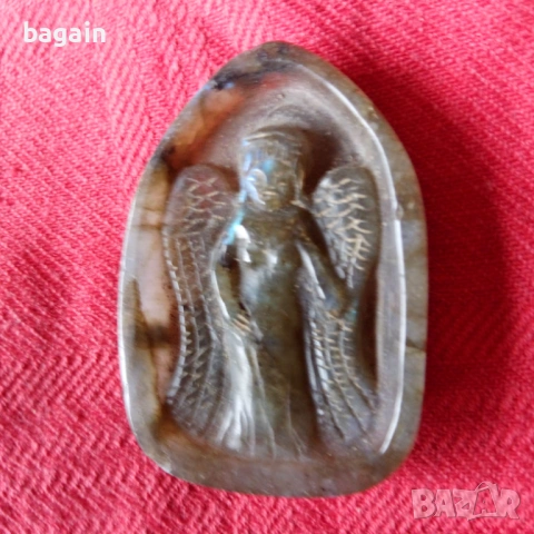 Камея от лабрадорит , снимка 4 - Колиета, медальони, синджири - 54223801