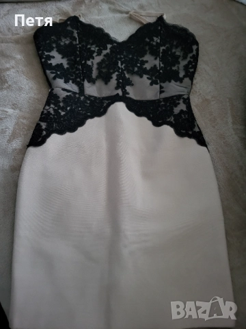 рокля дантела 