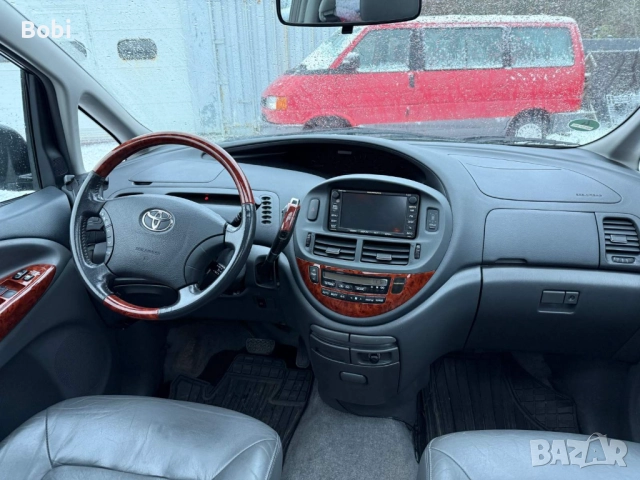 Toyota Previa 2.4i Automatic Кожен салон, снимка 12 - Автомобили и джипове - 41567439