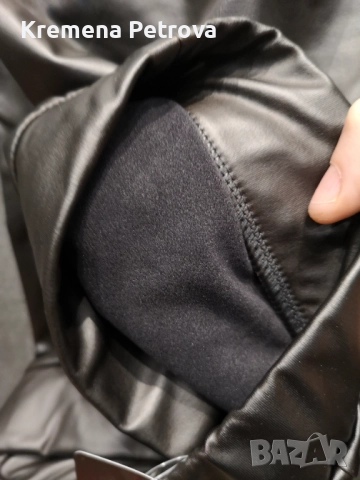 Нов Комплект от Клин от екокожа и Поло от релефен трикотаж с къс ръкав, размер S, снимка 5 - Комплекти - 52052387