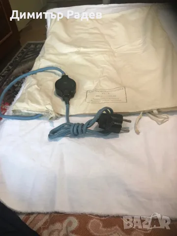 ЕЛЕКРИЧНА ВЪЗГЛАВНИЦА--220 в--100 вт за затопляне на различни  на човешкото тяло  работи без забележ, снимка 3 - Други - 50193340