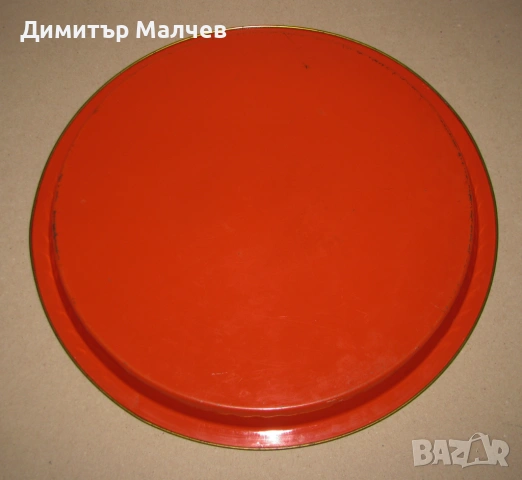 Стар английски метален поднос Галантни двойки 32 см, запазен, снимка 5 - Аксесоари за кухня - 53848045