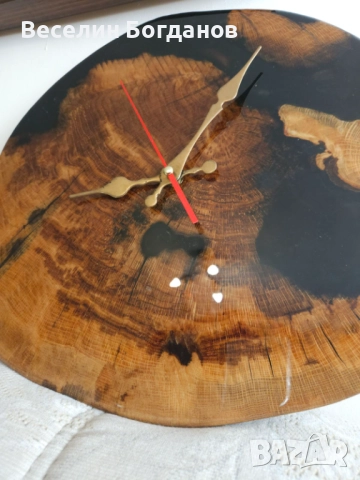 Часовник изработен от епоксидна смола и дърво , снимка 2 - Стенни часовници - 52951976