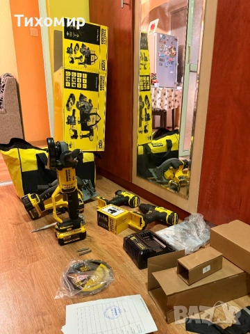 Stanley FatMax+ трета батерия 4ah, снимка 8 - Куфари с инструменти - 54240254