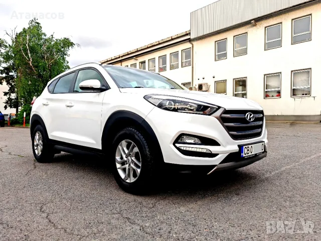 Hyundai Tucson 1.7 start-stop, снимка 7 - Автомобили и джипове - 50211749