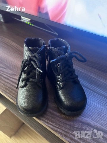 Черни ботуши есен/зима, снимка 2 - Бебешки боти и ботуши - 53647961