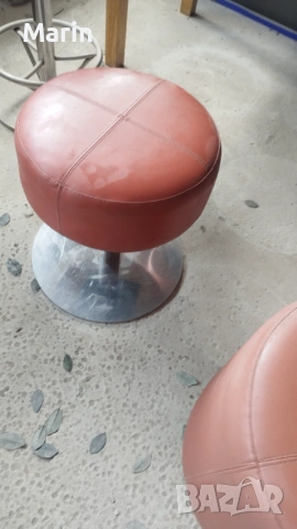 Бар стол малък