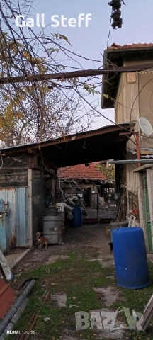 Продава се къща на 200 метра от главния път в с. Любенова махала , снимка 3 - Къщи - 52435880