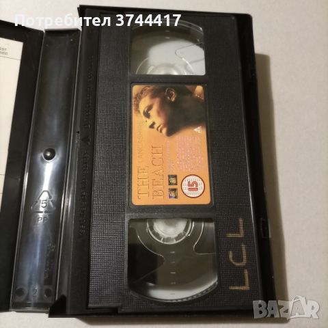  ДВА ФИЛМА НА ВИДЕОКАСЕТИ VHS СПЕЦИАЛНИ АНГЛИЙСКИ ИЗДАНИЯ БЕЗ БГ СУБТИТРИ , снимка 6 - Художествена литература - 45597622