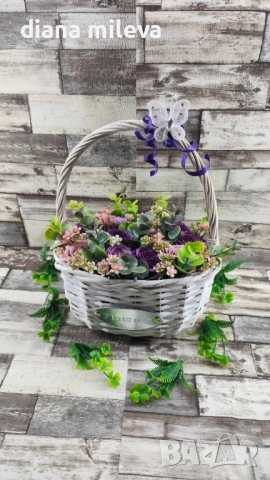 Кошница в лилаво с рози от пластичен сапун!!, снимка 11 - Декорация за дома - 53653950