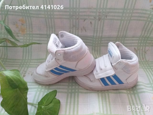 Детски Маратонки / Кецове Adidas Hoops mid 2.0 I, снимка 2 - Детски маратонки - 46512892