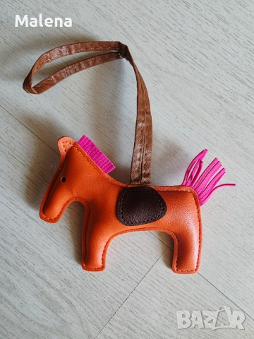 Бижута H&M Cartier,LV , снимка 7 - Обеци - 49798701