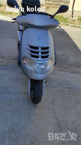 Скутер Пиаджо Шексагон Т180 Макс, снимка 1 - Мотоциклети и мототехника - 45287231