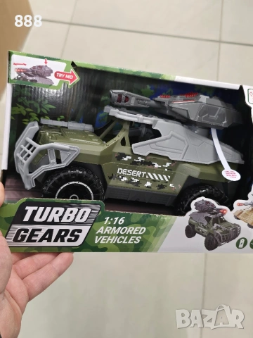 играчки танкове самолети джипове, снимка 2 - Декорация за дома - 44259891