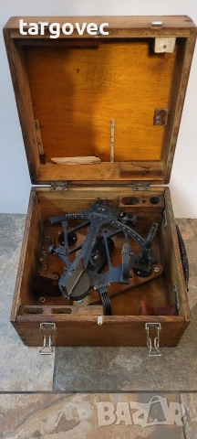 старинен корабен секстант 