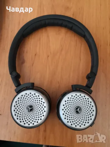 Слушалки AKG P104