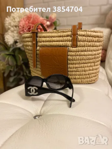 Очила Chanel *Шанел оригинални*седеф*Chanel, Black classic square CC sunglasses, снимка 16 - Слънчеви и диоптрични очила - 47362127