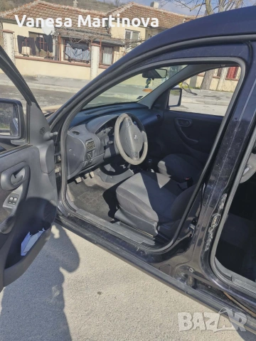 продавам Опел комбо година 2008