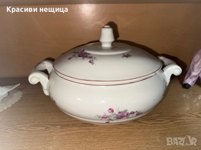 Български порцеланов супник