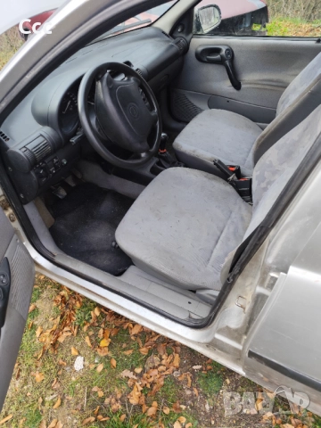 Опел Корса 1.0 на части , снимка 4 - Автомобили и джипове - 52495189