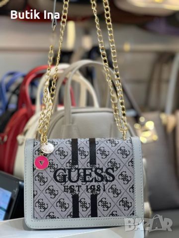 Дамска чанта Guess, снимка 4 - Чанти - 45522722