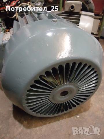 Трифазен ел. мотор 4KW - 960 об/мин., снимка 5 - Електродвигатели - 53761286